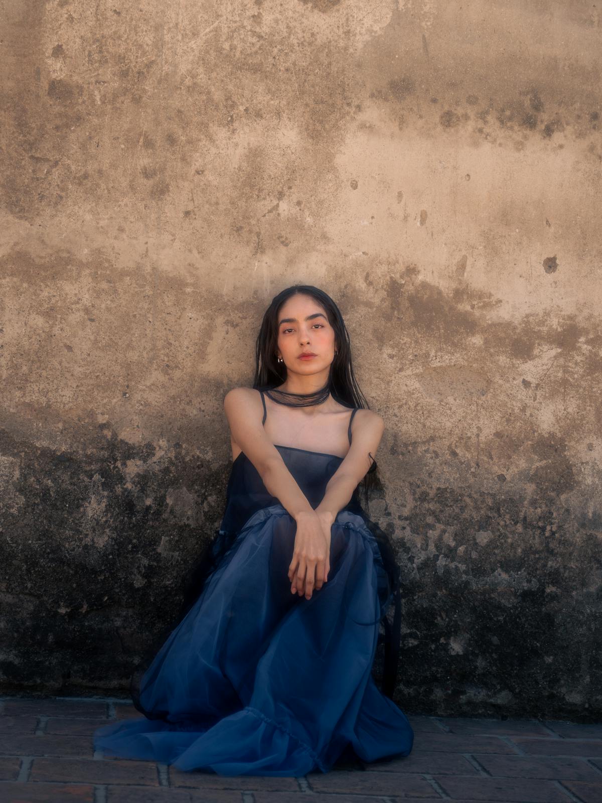Outdoor portrait in soft midday light.
